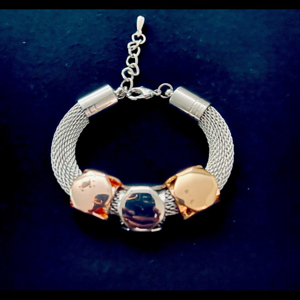 Women’s bracelet